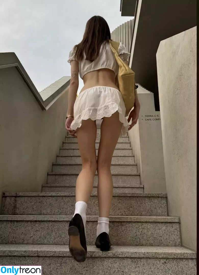 litlonn nude photo #0387 (Katya)
