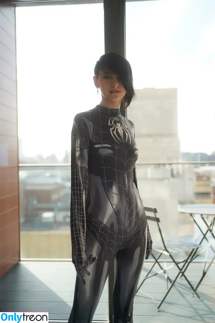 little_emo_kitten nude photo #0586 (daddys_emo_girl)