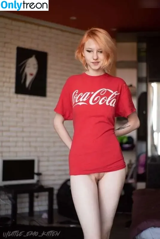 little_emo_kitten nude photo #0972 (daddys_emo_girl)