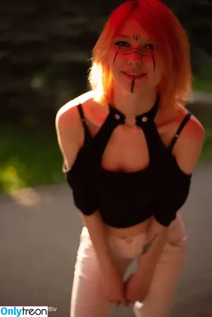little_emo_kitten / daddys_emo_girl nude photo #1336