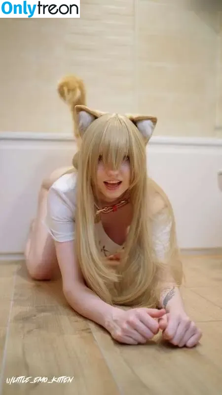 little_emo_kitten nude photo #1563 (daddys_emo_girl)