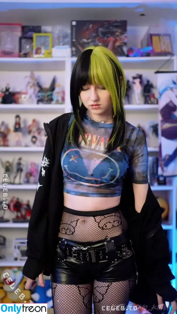 little_emo_kitten nude photo #2818 (daddys_emo_girl)