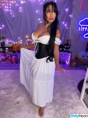 LittleAznChat / evilyn_13 nude photo #0069