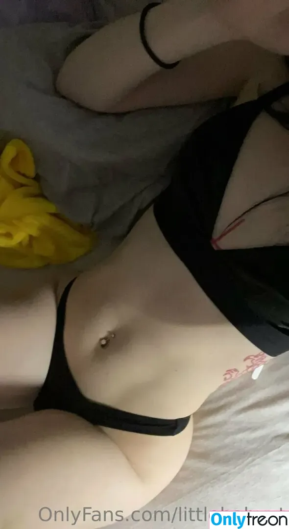 littlebabyyt nude photo #0008 (littlebabyty)