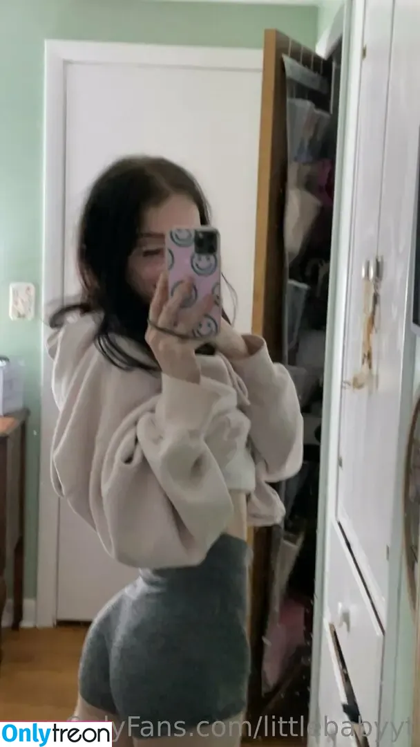 littlebabyyt nude photo #0015 (littlebabyty)