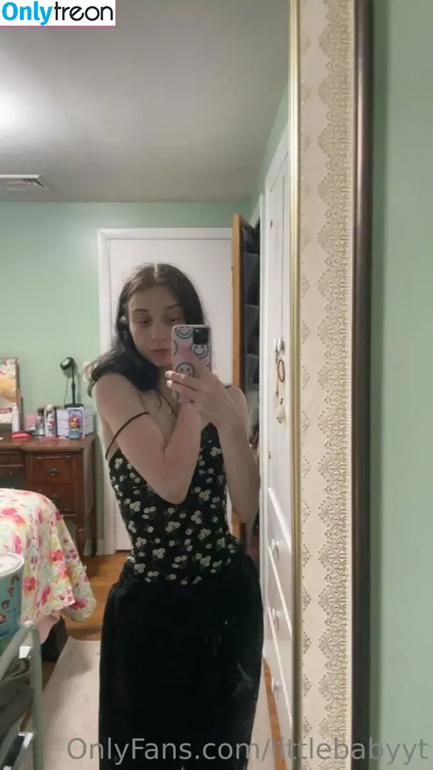 littlebabyyt nude photo #0032 (littlebabyty)