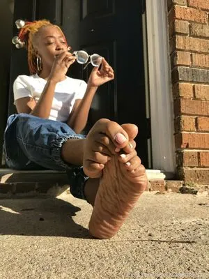 littleebonyfeet / prettyfeetpicsx nude photo #0010