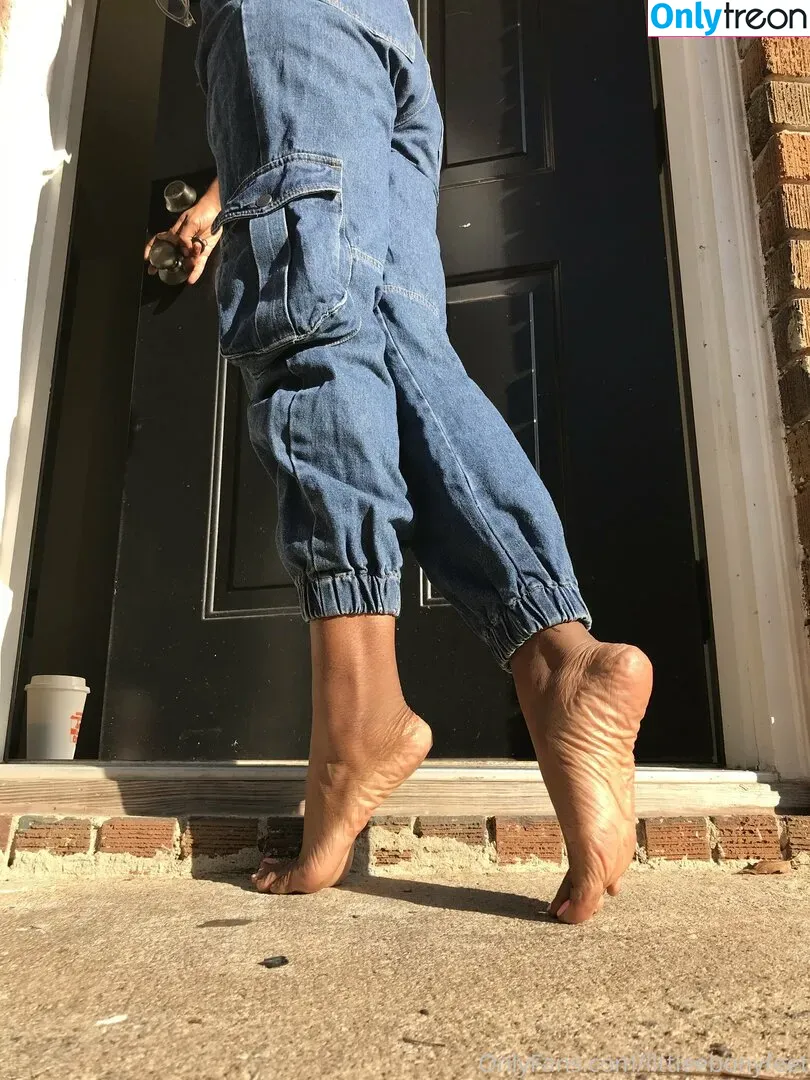 littleebonyfeet nude photo #0005 (prettyfeetpicsx)