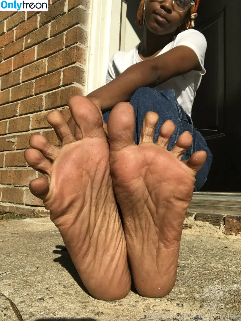 littleebonyfeet nude photo #0029 (prettyfeetpicsx)