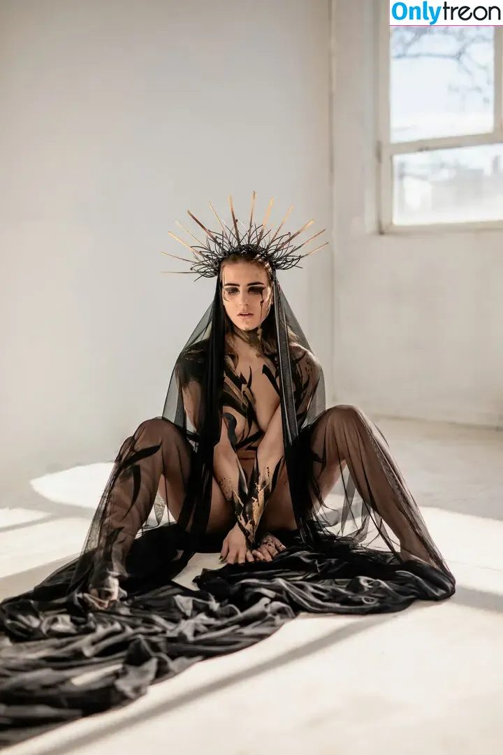littlelatexprincess nude photo #0103 (latexlittel / little.latex.princess)