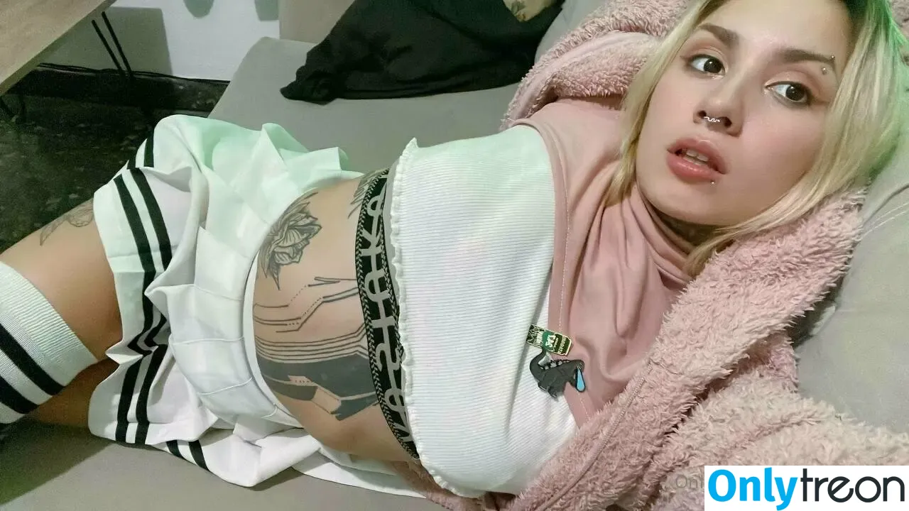 littleluzz nude photo #0059 (littleluzz)