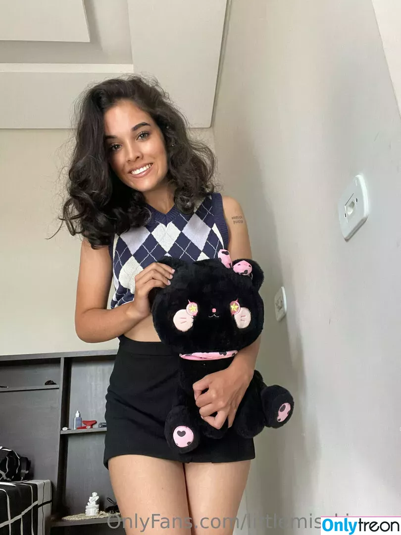 littlemisskimmy nude photo #0070 (little miss kimmy / littlemisskim_)