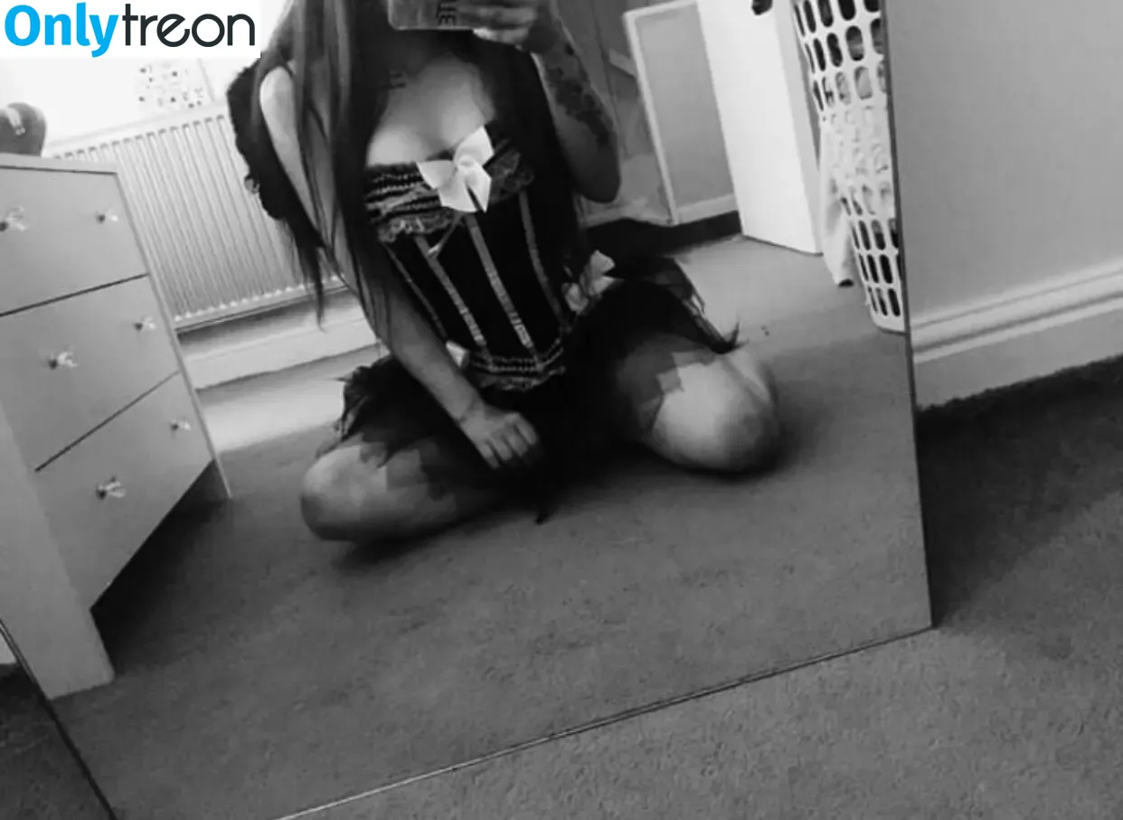 Littlemissrosee nude photo #0006 (marhatherleyx)