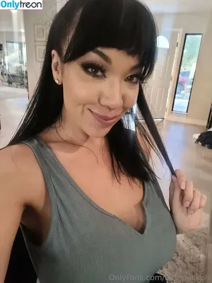  nude photo #0005