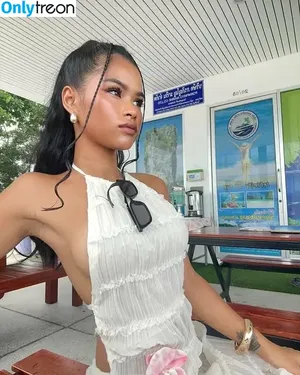 littlesassha_xx / iamsassha.sha nude photo #0019