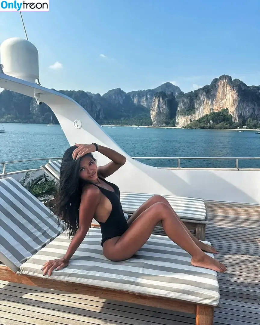 littlesassha_xx nude photo #0042 (iamsassha.sha)