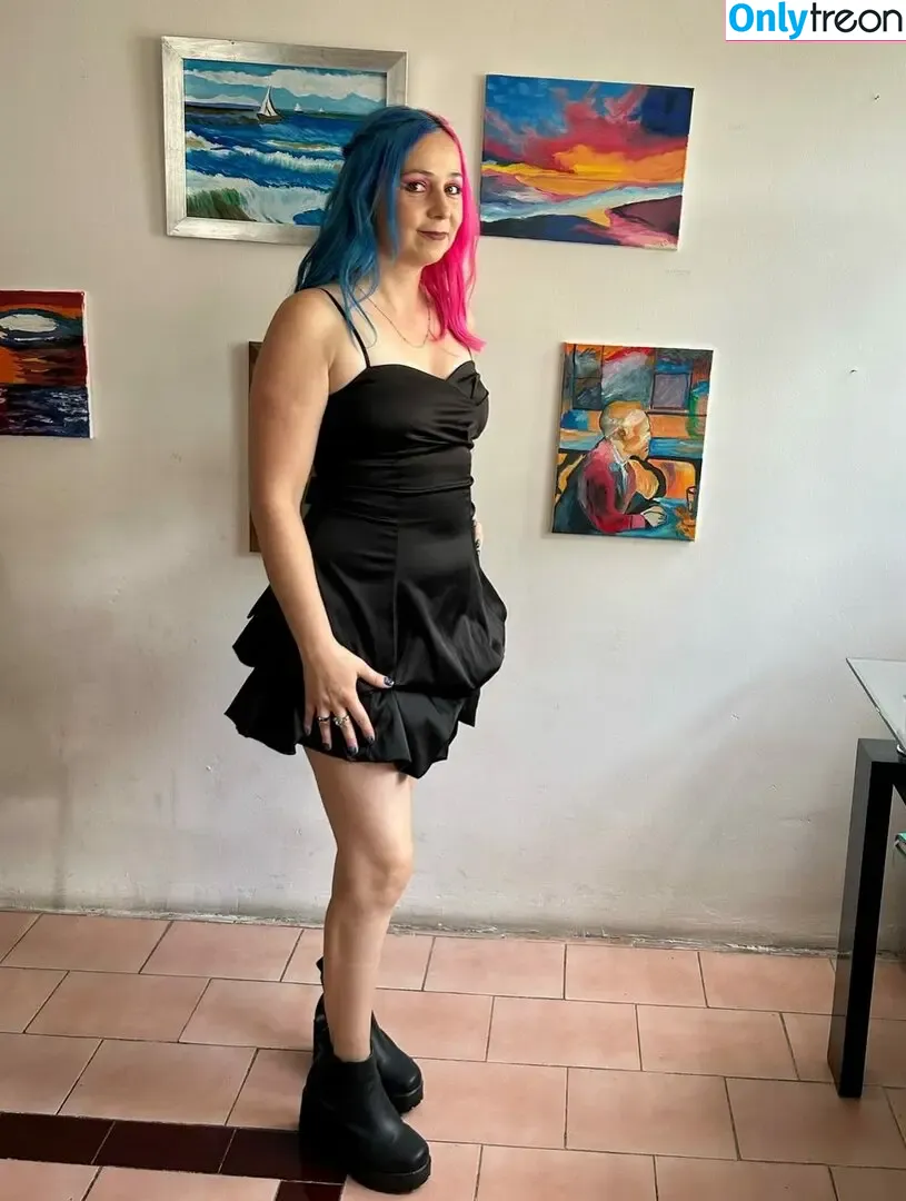 Litzia Moon nude photo #0089 (litziabeltran / litziamoon)