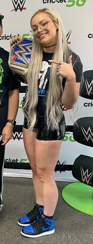 Liv Morgan / yaonlylivvonce nude photo #0097