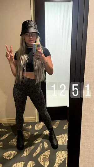 Liv Morgan / yaonlylivvonce nude photo #0109