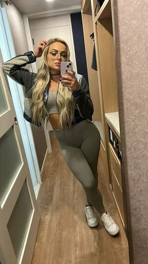 Liv Morgan / yaonlylivvonce nude photo #0221