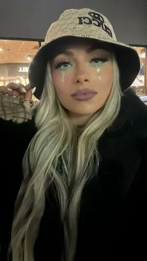 Liv Morgan / yaonlylivvonce nude photo #0232