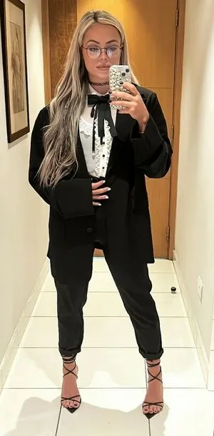 Liv Morgan / yaonlylivvonce nude photo #0369