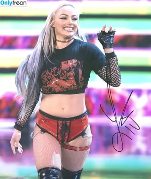 Liv Morgan / yaonlylivvonce nude photo #0573