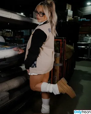 Liv Morgan / yaonlylivvonce nude photo #0589