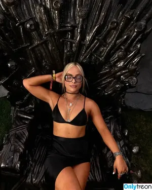 Liv Morgan / yaonlylivvonce nude photo #0613