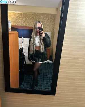 Liv Morgan / yaonlylivvonce nude photo #0655