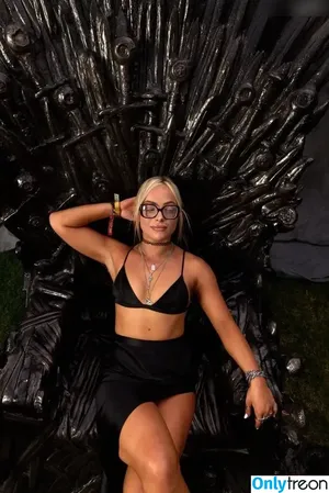 Liv Morgan / yaonlylivvonce nude photo #0904