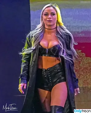Liv Morgan / yaonlylivvonce nude photo #0911