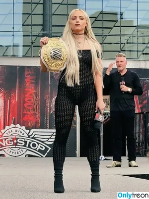 Liv Morgan / yaonlylivvonce nude photo #0980