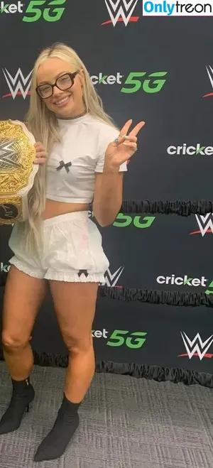 Liv Morgan / yaonlylivvonce nude photo #0991