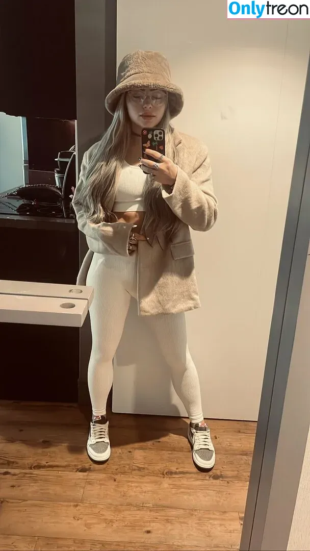 Liv Morgan nude photo #0161 (yaonlylivvonce)