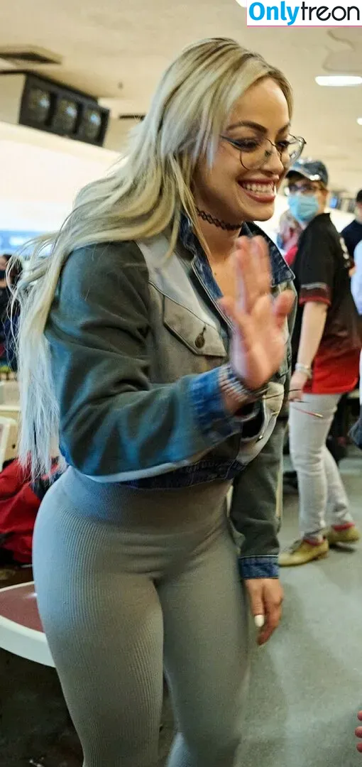Liv Morgan nude photo #0230 (yaonlylivvonce)