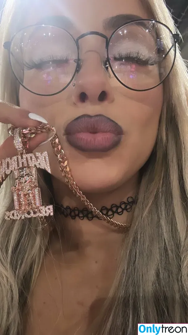 Liv Morgan nude photo #0305 (yaonlylivvonce)
