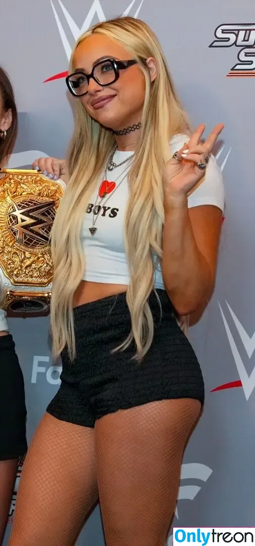 Liv Morgan nude photo #0976 (yaonlylivvonce)