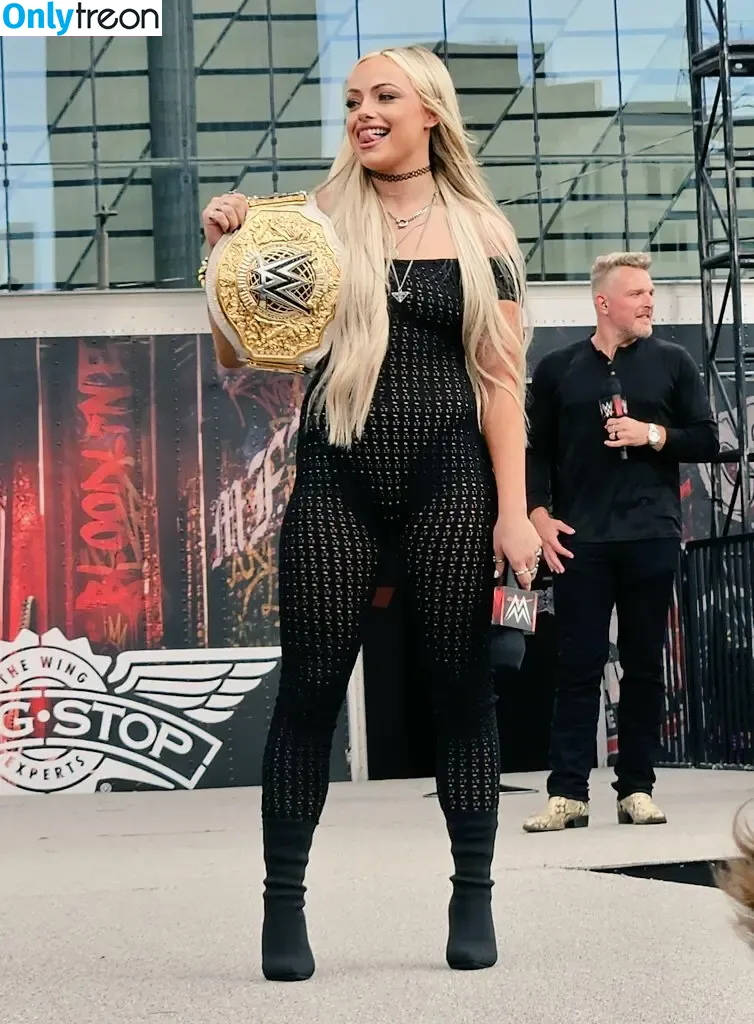 Liv Morgan nude photo #0981 (yaonlylivvonce)