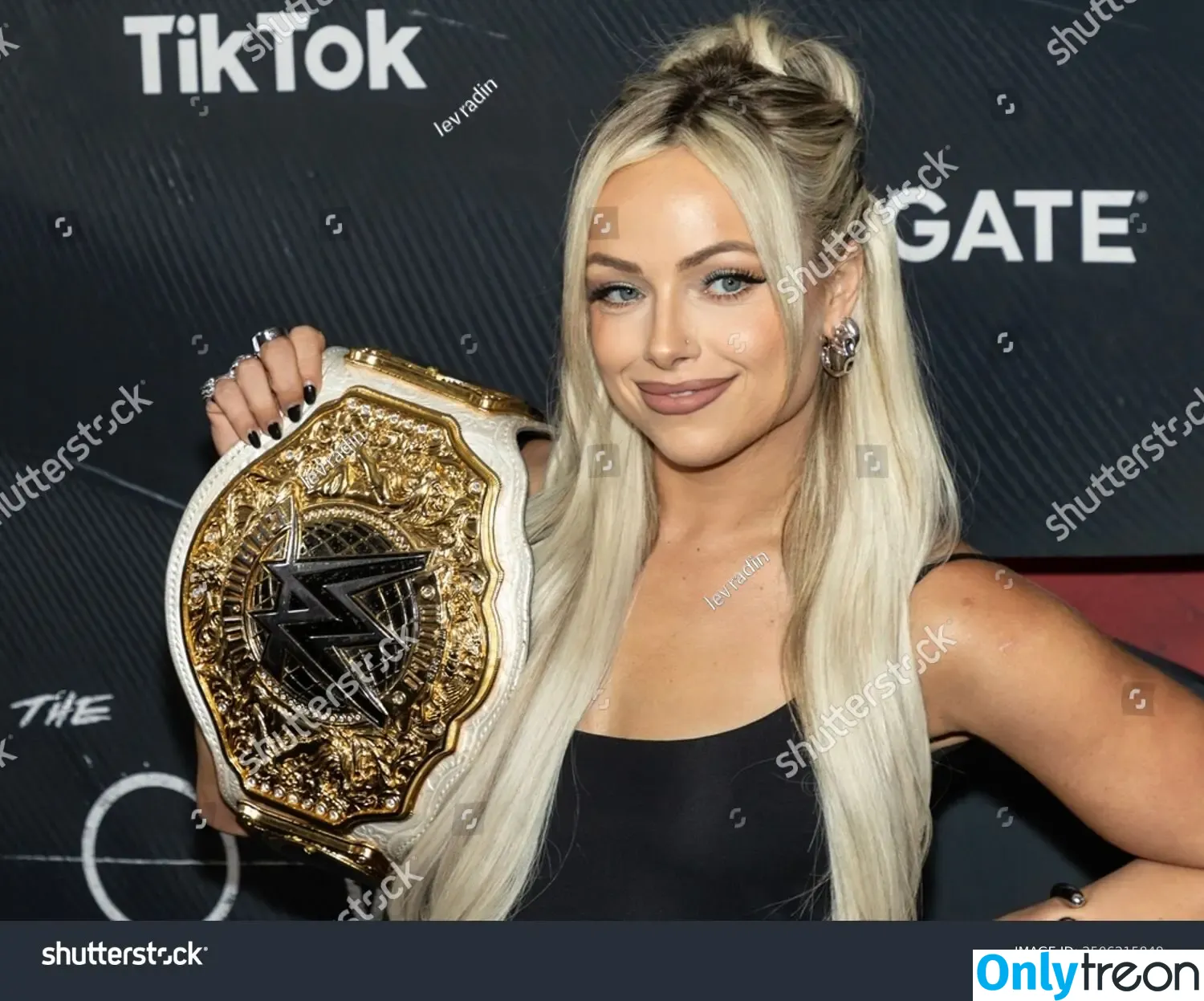 Liv Morgan nude photo #1071 (yaonlylivvonce)