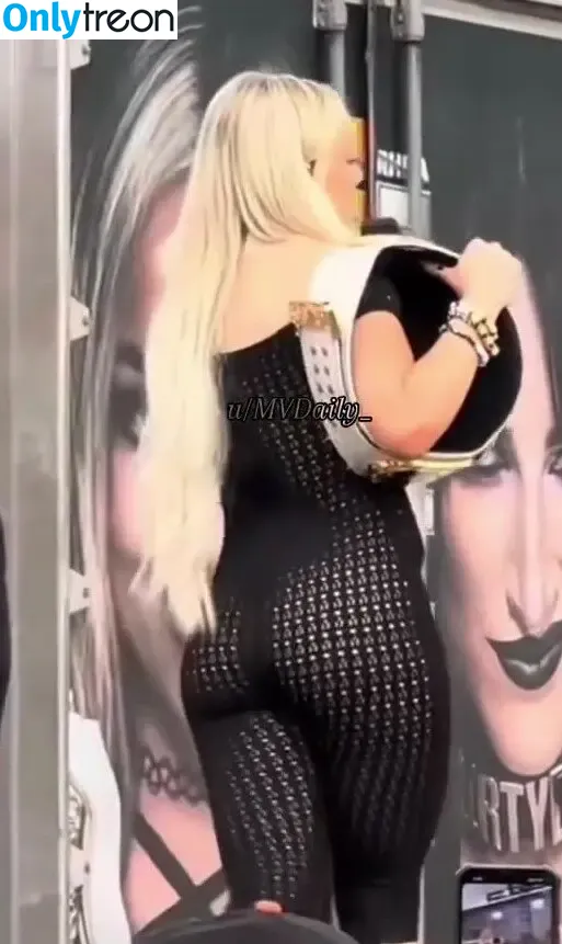 Liv Morgan nude photo #1672 (yaonlylivvonce)