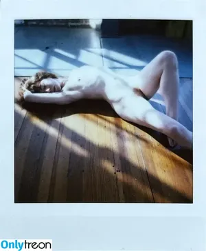 Liv Sage / asmallwoman / livsage nude photo #0614