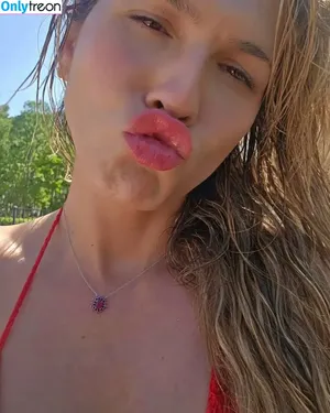 Lívia Andrade / Livia Andrade / liviaandradereal nude photo #0376