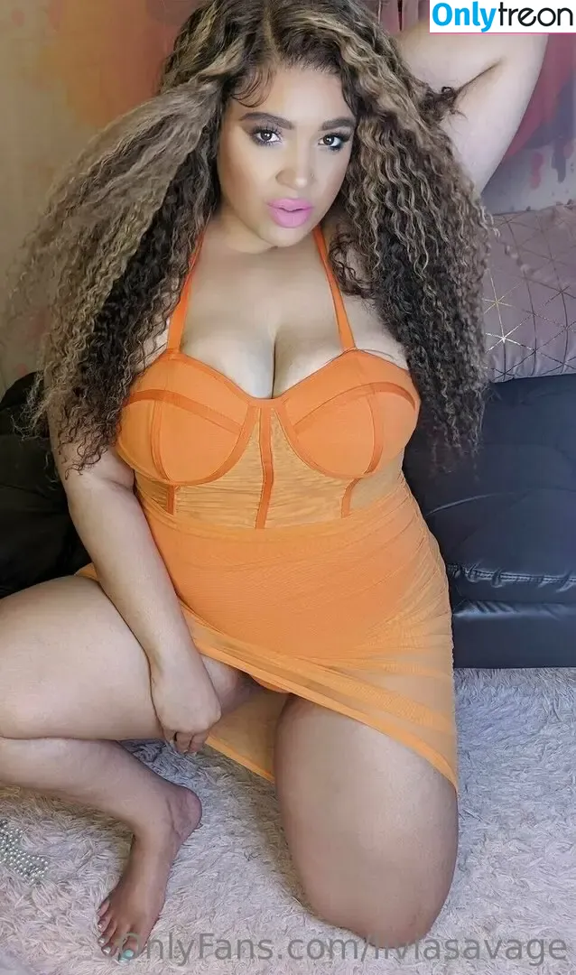 liviasavage nude photo #0190 (itslivsavage)
