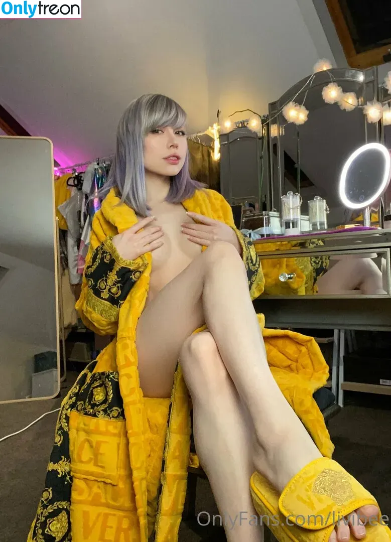 Livibee nude photo #0108 (Simp Chat / livibeeee)