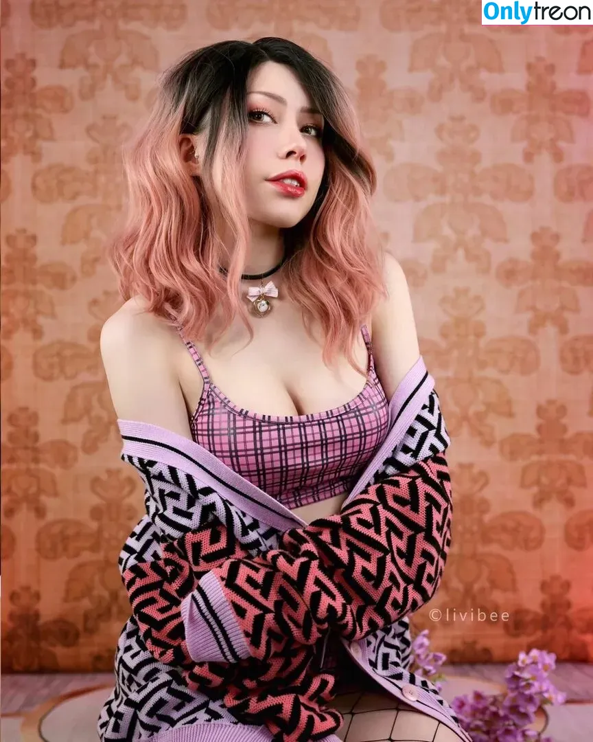 Livibee nude photo #0129 (Simp Chat / livibeeee)
