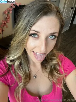 livinlikeleesha / livinlikeleia nude photo #0062