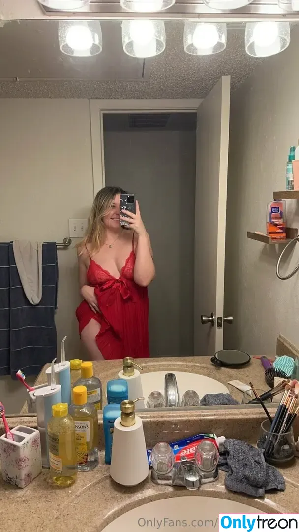 livinlikeleesha nude photo #0042 (livinlikeleia)