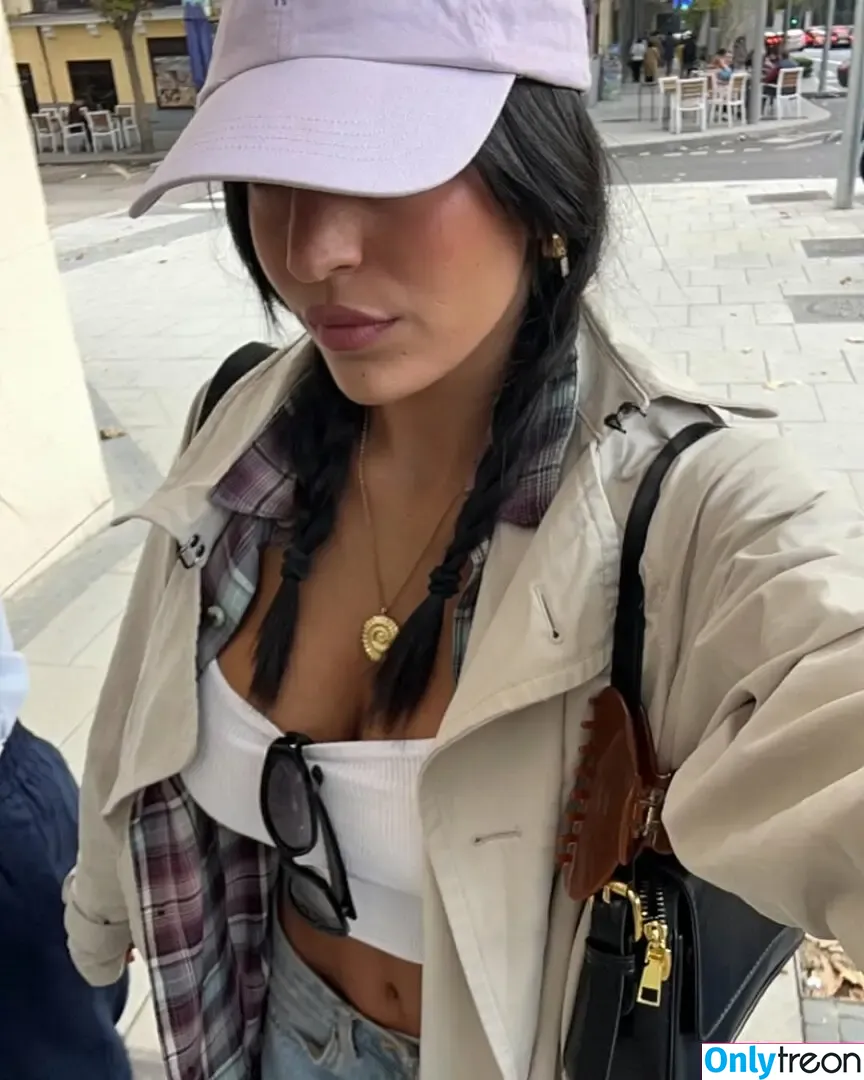 liyamizrahii nude photo #0067 (liyamizrahii)