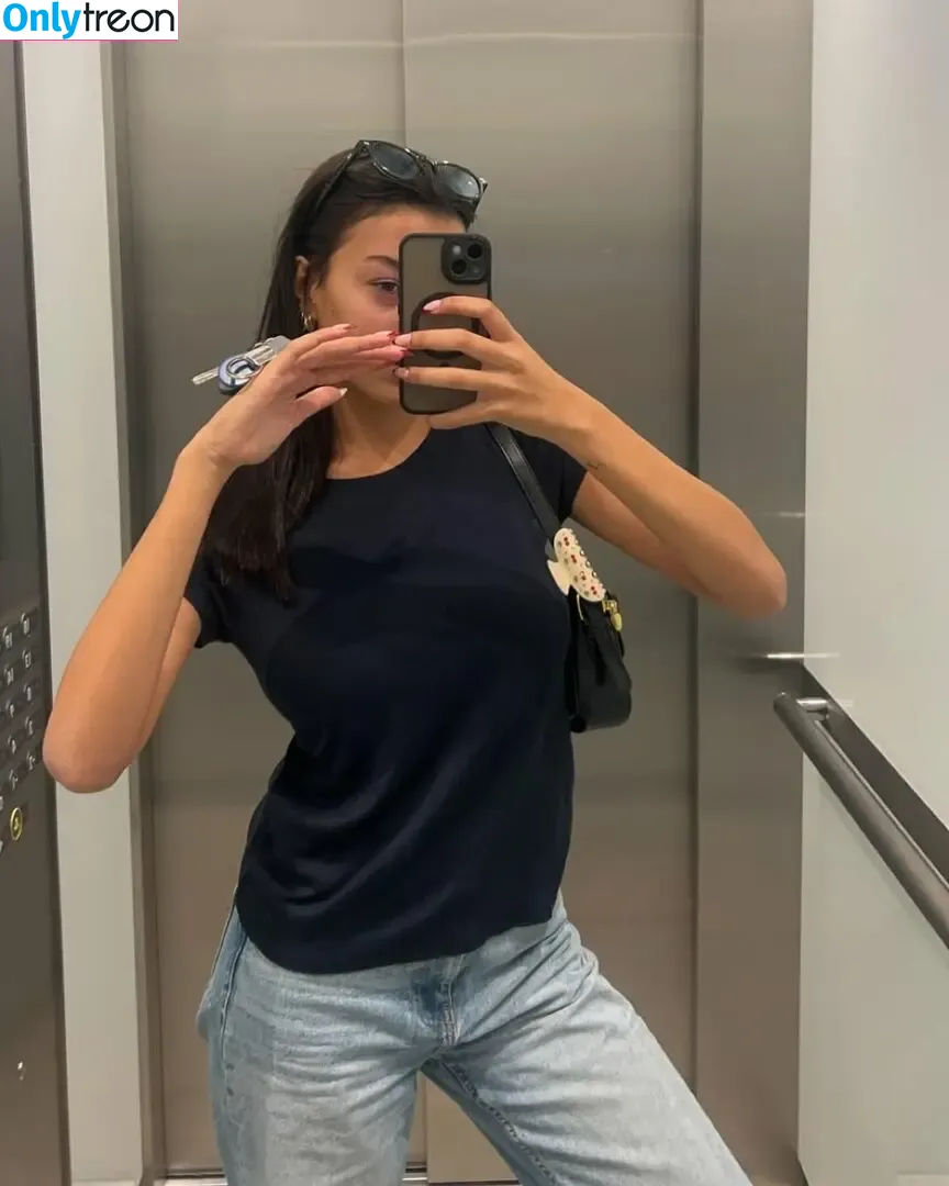 liyamizrahii nude photo #0087 (liyamizrahii)